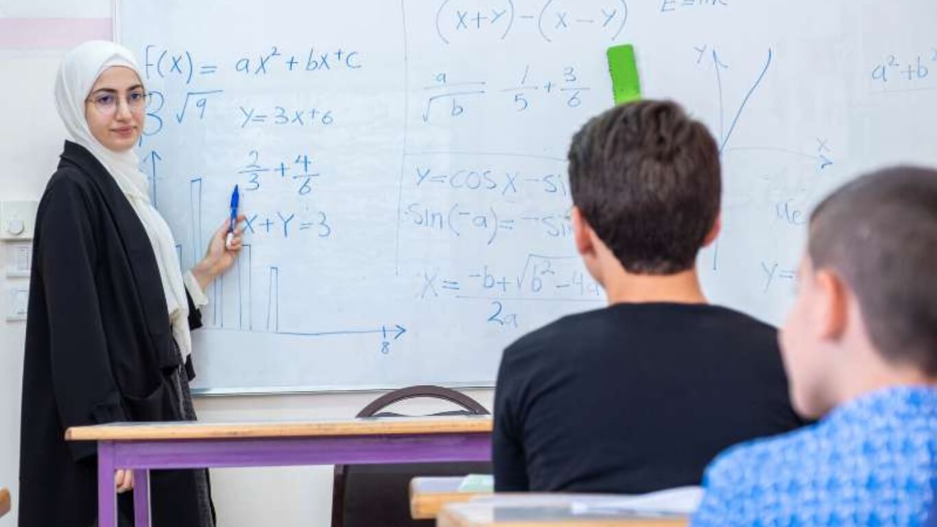 Engaging Teaching Strategies for UAE Schools