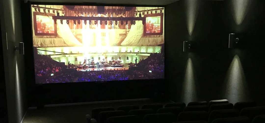 ultra-high-projector-2